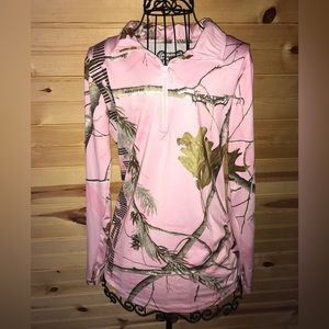 REALTREE Shirt Womens XL Pink Camo 1/4 Zip Pullover Hunting Casual Camouflage.